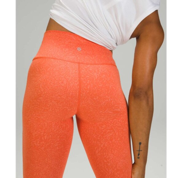LIKE NEW! Lululemon Wunder Train High-Rise Tight 25" - Picture 3 of 14